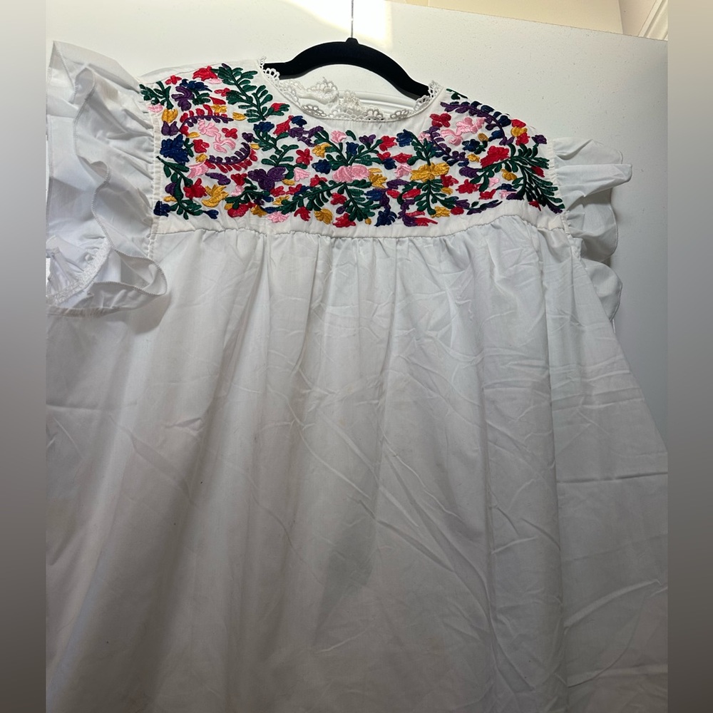 NEW Floral Embroidered Top